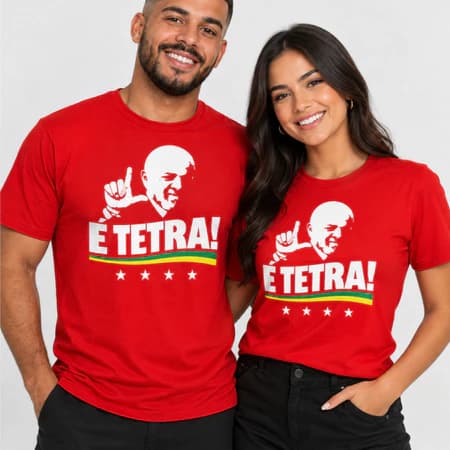 Camiseta Unissex Vermelha Estampa Política "É Tetra!" Lula.
